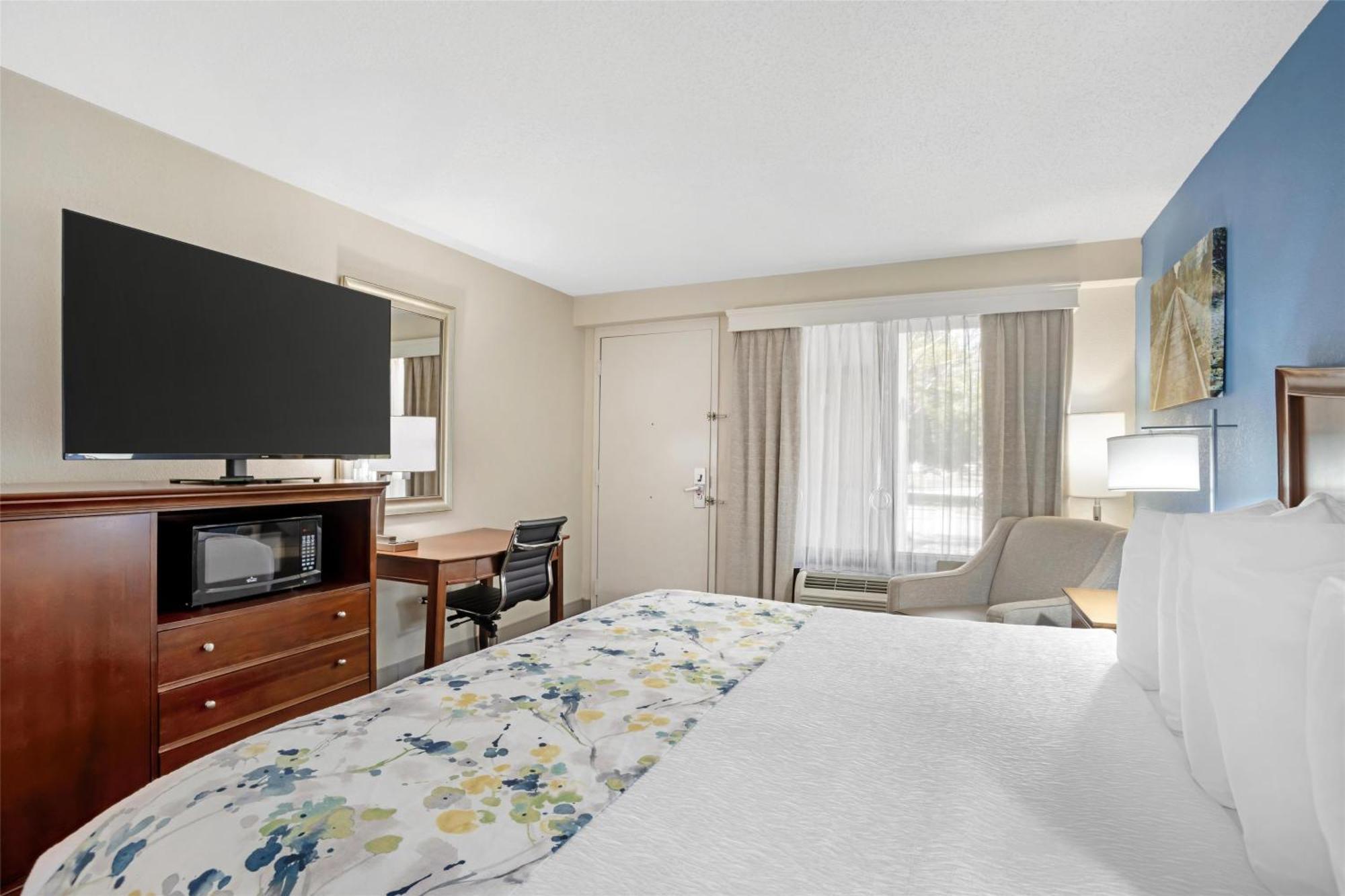 Best Western Inn & Suites Monroe Extérieur photo