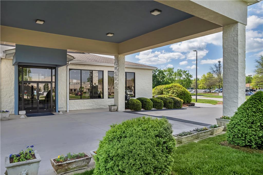 Best Western Inn & Suites Monroe Extérieur photo